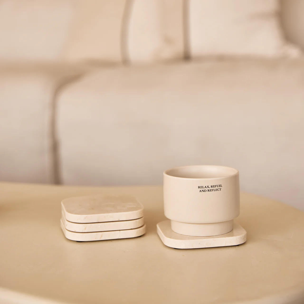 4 MARMEREN ONDERZETTERS BEIGE